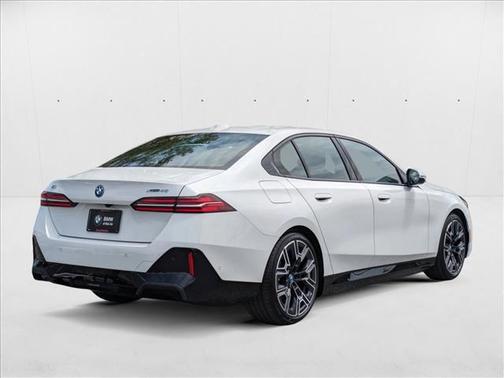 2025 BMW i5 xDrive40