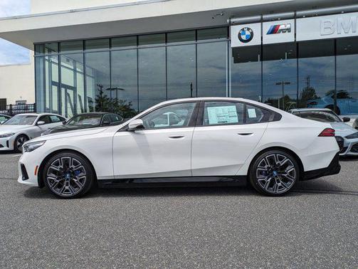 2025 BMW i5 xDrive40