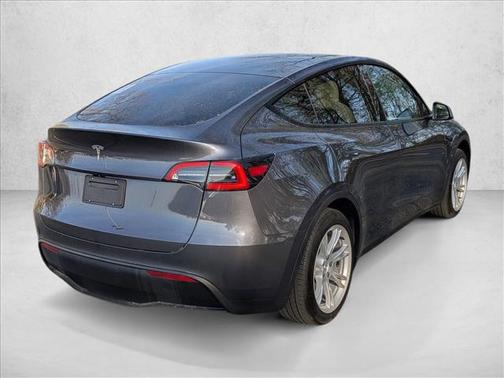 2023 Tesla Model Y RWD