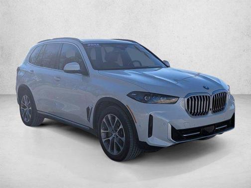 Mineral White Metallic 2026 BMW X5 PHEV xDrive50e
