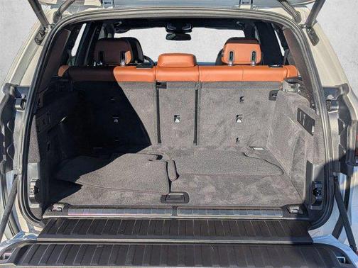Mineral White Metallic 2026 BMW X5 PHEV xDrive50e