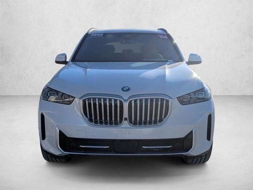 Mineral White Metallic 2026 BMW X5 PHEV xDrive50e