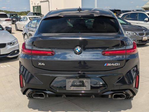 2024 BMW X4 M40i
