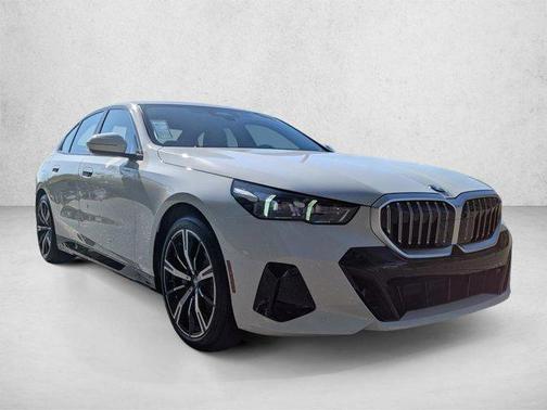 Alpine White 2026 BMW 530 xDrive