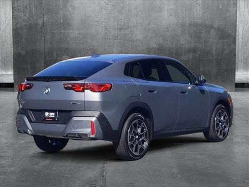2025 BMW X2 xDrive28i