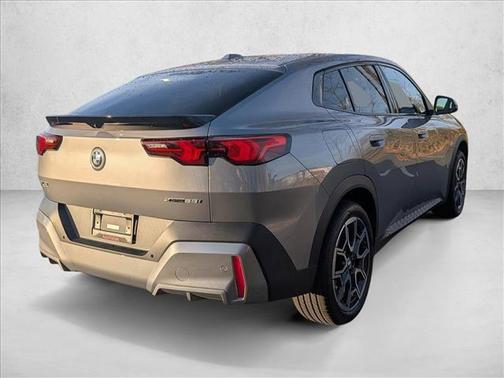 2025 BMW X2 xDrive28i