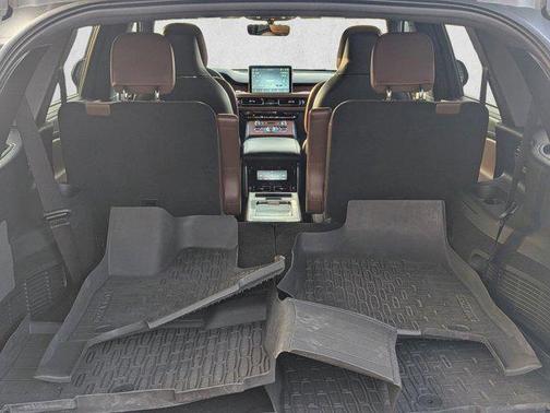 Pristine White Metallic Tri-Coat 2023 Lincoln Aviator Grand Touring AWD
