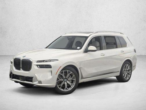 Alpine White 2026 BMW X7 xDrive40i