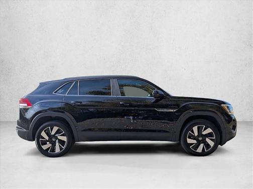 2024 Volkswagen Atlas Cross Sport 2.0T SE w/Technology 4MOTION