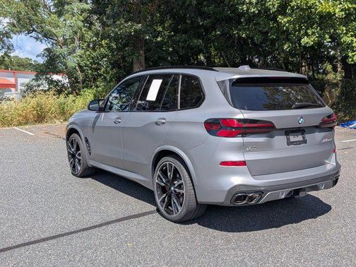 2025 BMW X5 M60i