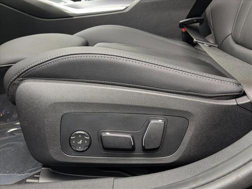 Black Sapphire Metallic 2026 BMW 330 xDrive