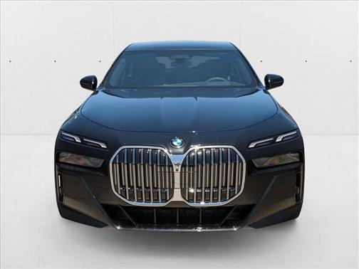 2025 BMW 760 i xDrive