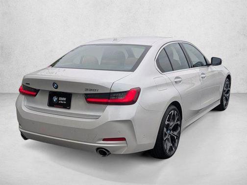 Mineral White Metallic 2026 BMW 330 xDrive