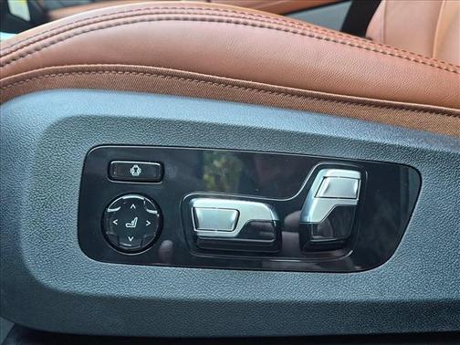 Carbon Black Metallic 2026 BMW X5 PHEV xDrive50e