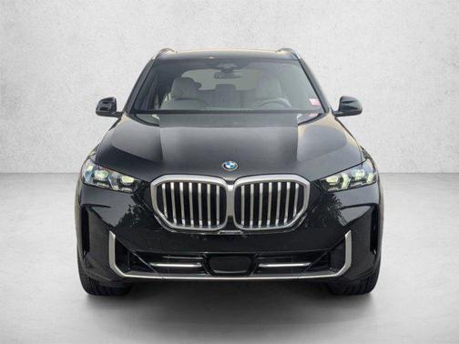 Black Sapphire Metallic 2026 BMW X5 xDrive40i