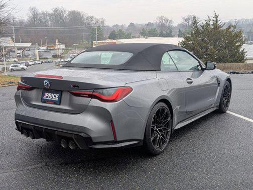 Skyscraper Grey Metallic 2023 BMW M4 Competition xDrive