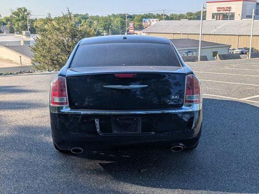Gloss Black 2014 Chrysler 300 S