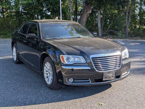 Gloss Black 2014 Chrysler 300 S