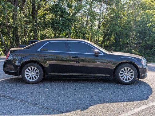 Gloss Black 2014 Chrysler 300 S