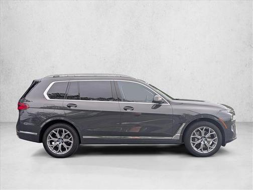 Dravit Grey Metallic 2024 BMW X7 xDrive40i
