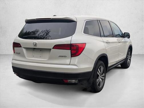 White Diamond Pearl 2018 Honda Pilot EX-L