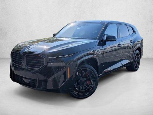 Black Sapphire Metallic 2026 BMW XM Label