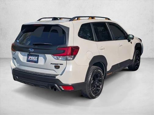 Crystal White Pearl 2024 Subaru Forester Wilderness