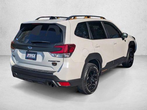 Crystal White Pearl 2024 Subaru Forester Wilderness