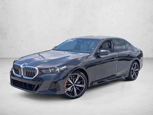 Dark Graphite Metallic 2026 BMW 530 530i