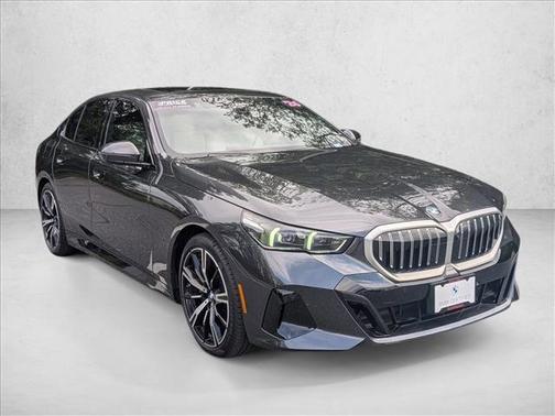Dark Graphite Metallic 2026 BMW 530 530i