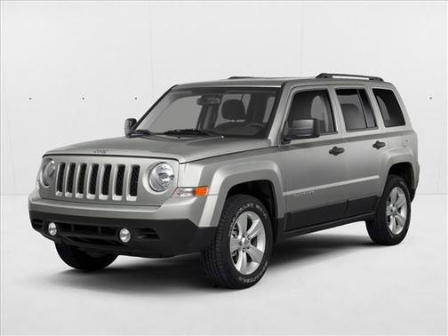 Bright White Clearcoat 2014 Jeep Patriot Latitude