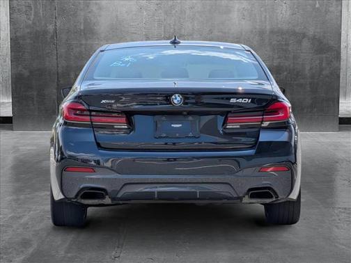 2022 BMW 540 i xDrive