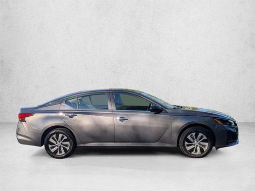 Gun Metallic 2025 Nissan Altima S FWD