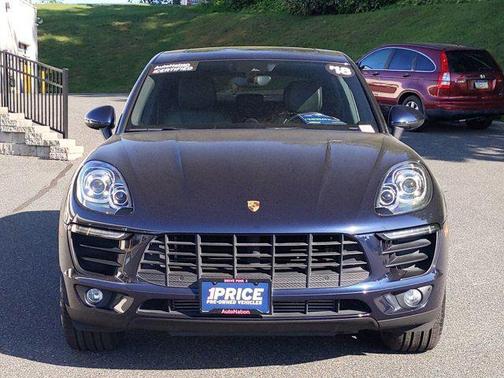 2018 Porsche Macan Base