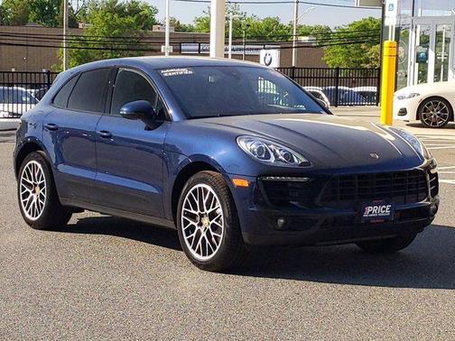 2018 Porsche Macan Base