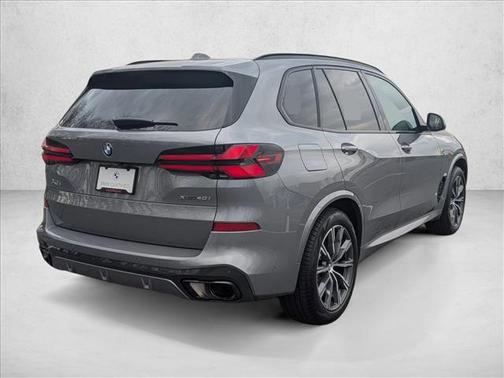 Skyscraper Grey Metallic 2026 BMW X5 xDrive40i