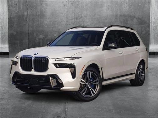 2025 BMW X7 M60i