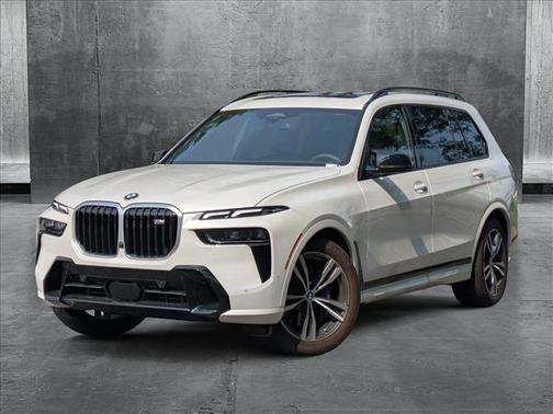 2025 BMW X7 M60i