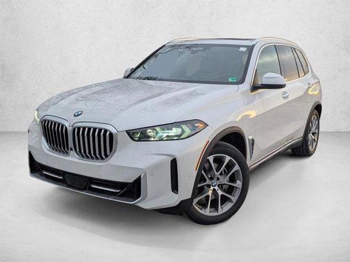 Mineral White Metallic 2026 BMW X5 xDrive40i