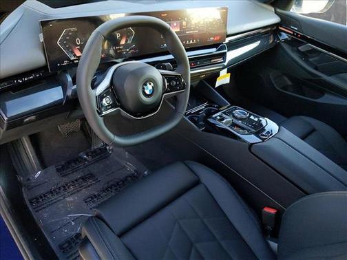 2025 BMW 530 i xDrive