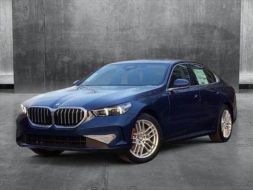 2025 BMW 530 i xDrive