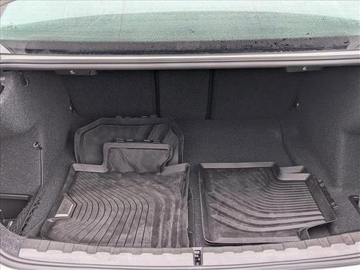 2025 BMW 330 i xDrive