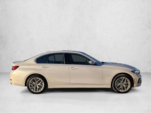 2025 BMW 330 i xDrive