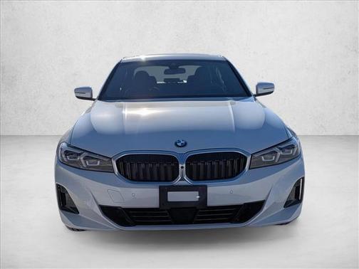 2025 BMW 330 i xDrive