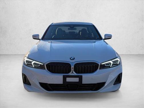 2025 BMW 330 i xDrive