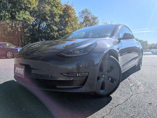 2023 Tesla Model 3 Standard Range