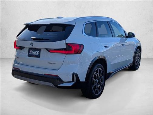 Alpine White 2025 BMW X1 xDrive28i