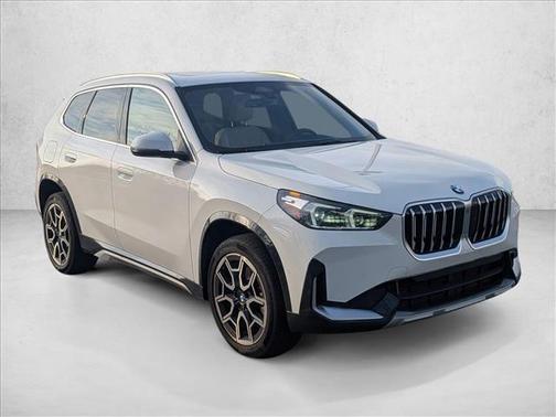 Alpine White 2025 BMW X1 xDrive28i