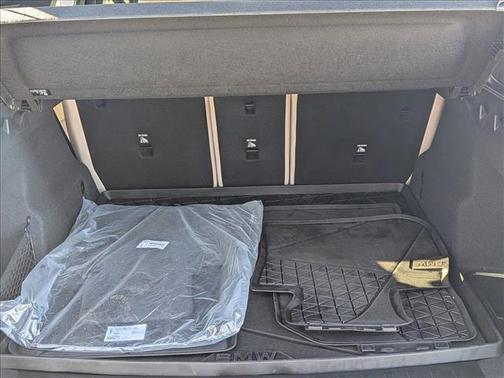 Alpine White 2025 BMW X1 xDrive28i