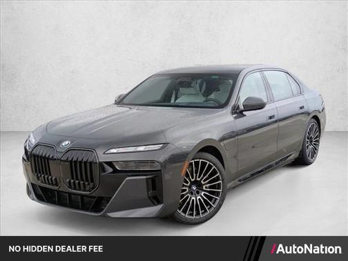 Dravit Grey Metallic 2026 BMW 750e i xDrive